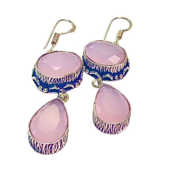 Soft Pink Chalcedony Gemstones in Hanmade Brushed Silver Earrings - Picture 4 of 7
